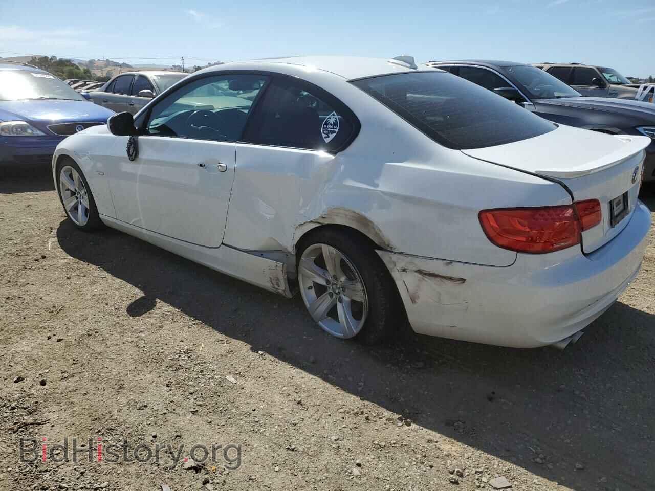2011 BMW 3 SERIES - VIN: WBAKE5C56BE573552 - Фото 2