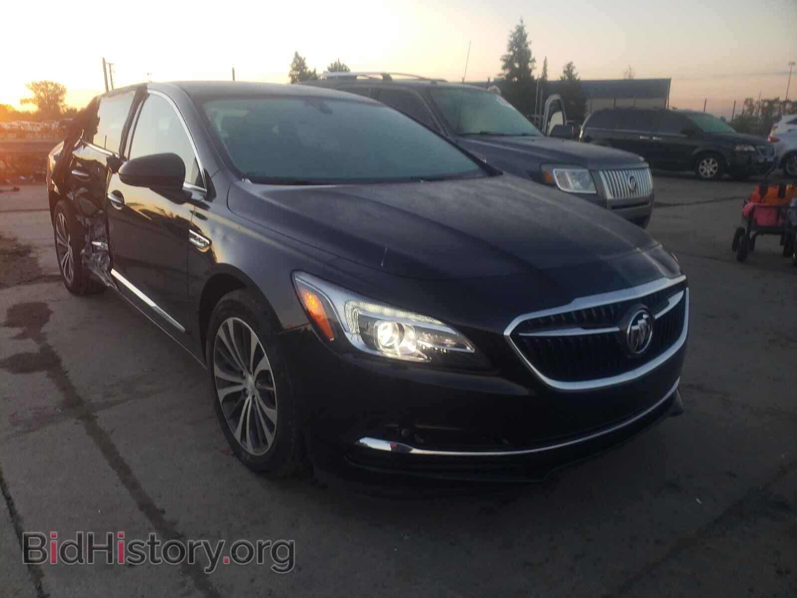 Photo 1G4ZP5SS1HU188221 - BUICK LACROSSE 2017