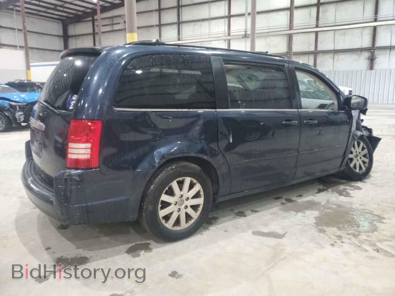 2008 CHRYSLER MINIVAN - VIN: 2A8HR54P98R736846 - Фото 3