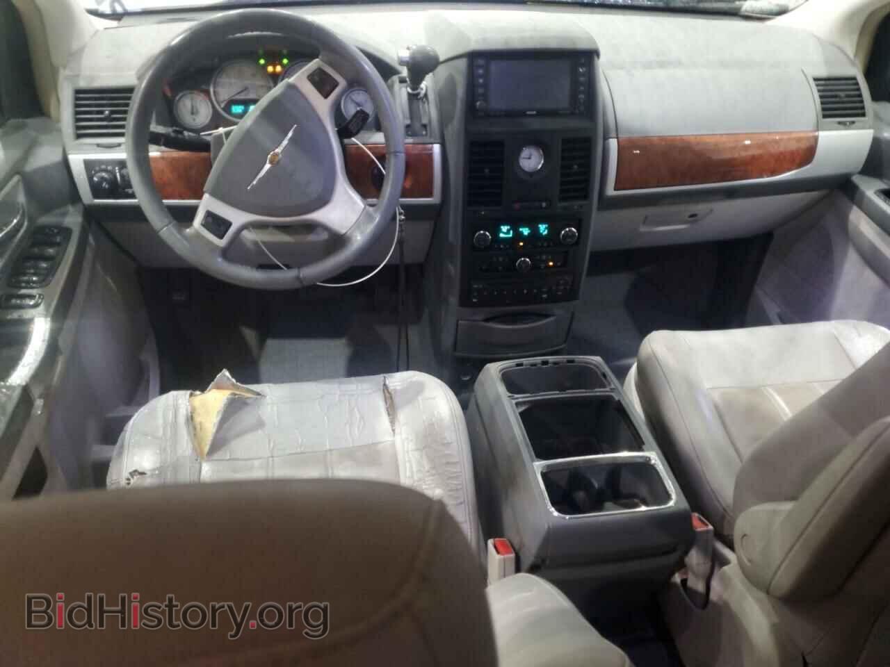 2008 CHRYSLER MINIVAN - VIN: 2A8HR54P98R736846 - Фото 8