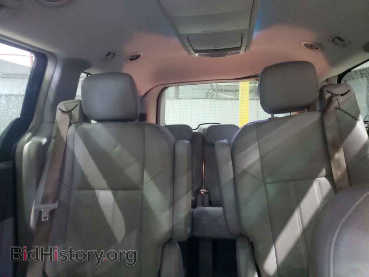 2008 CHRYSLER MINIVAN - VIN: 2A8HR54P98R736846 - Фото 10