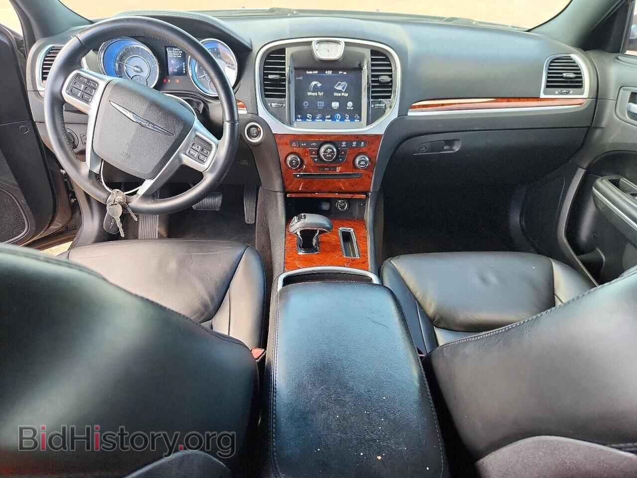 2013 CHRYSLER 300 - VIN: 2C3CCAAG7DH557824 - Фото 8