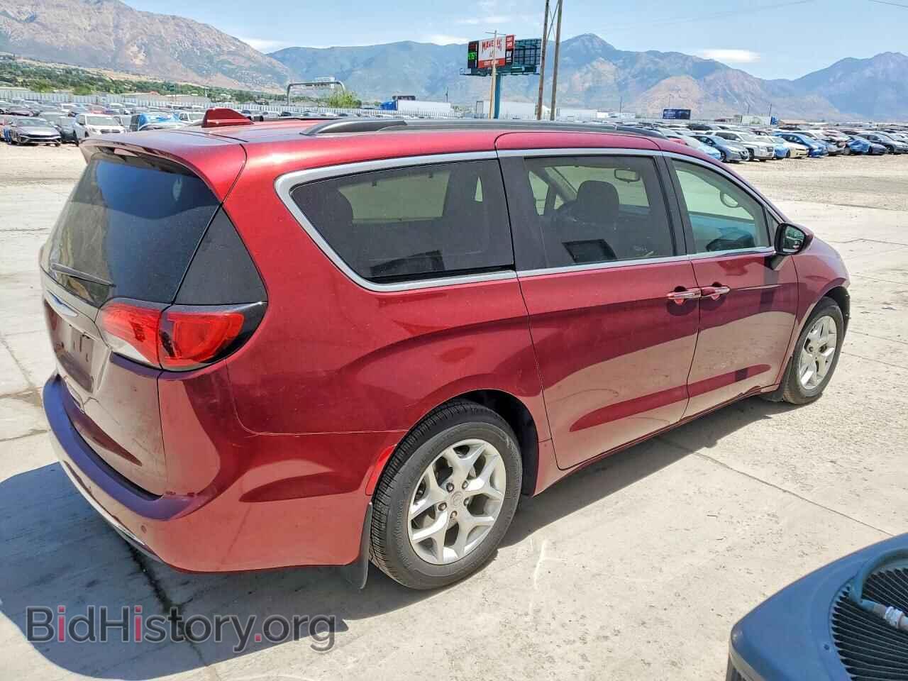 2017 CHRYSLER PACIFICA - VIN: 2C4RC1BG8HR780037 - Фото 3