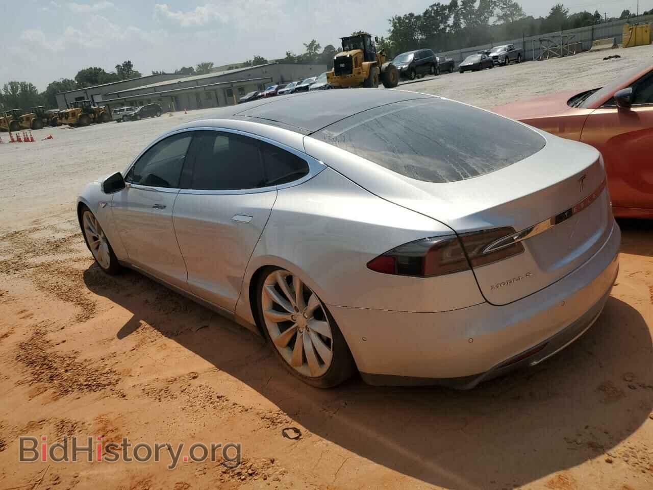 2014 TESLA MODEL S - VIN: 5YJSA1H16EFP62363 - Фото 2