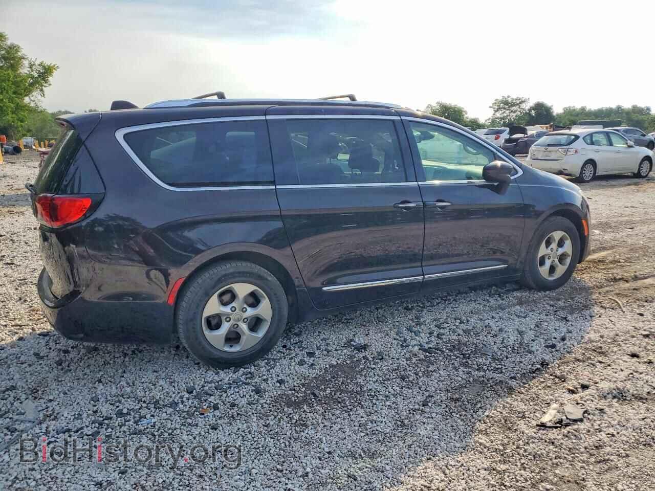 2017 CHRYSLER PACIFICA - VIN: 2C4RC1EG6HR689201 - Фото 3