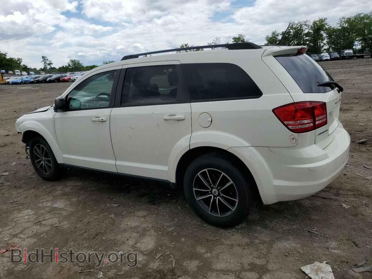 2018 DODGE JOURNEY - VIN: 3C4PDCAB9JT217281 - Фото 2