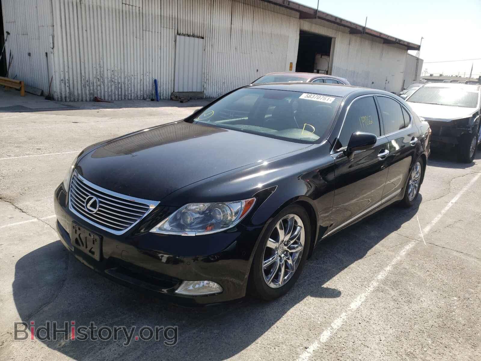 2007 LEXUS LS460 - VIN: JTHBL46F375007183 - Photo 2