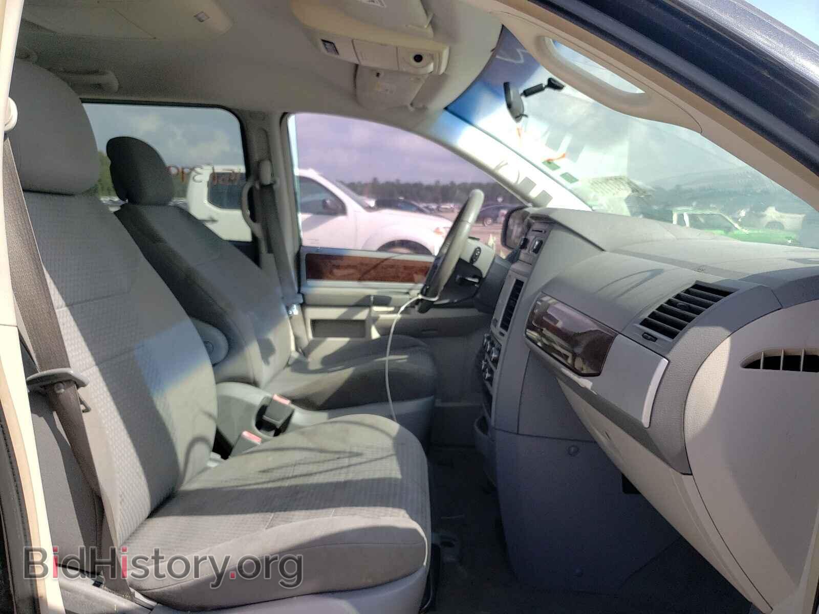 2010 CHRYSLER MINIVAN - VIN: 2A4RR5D19AR450826 - Фото 5