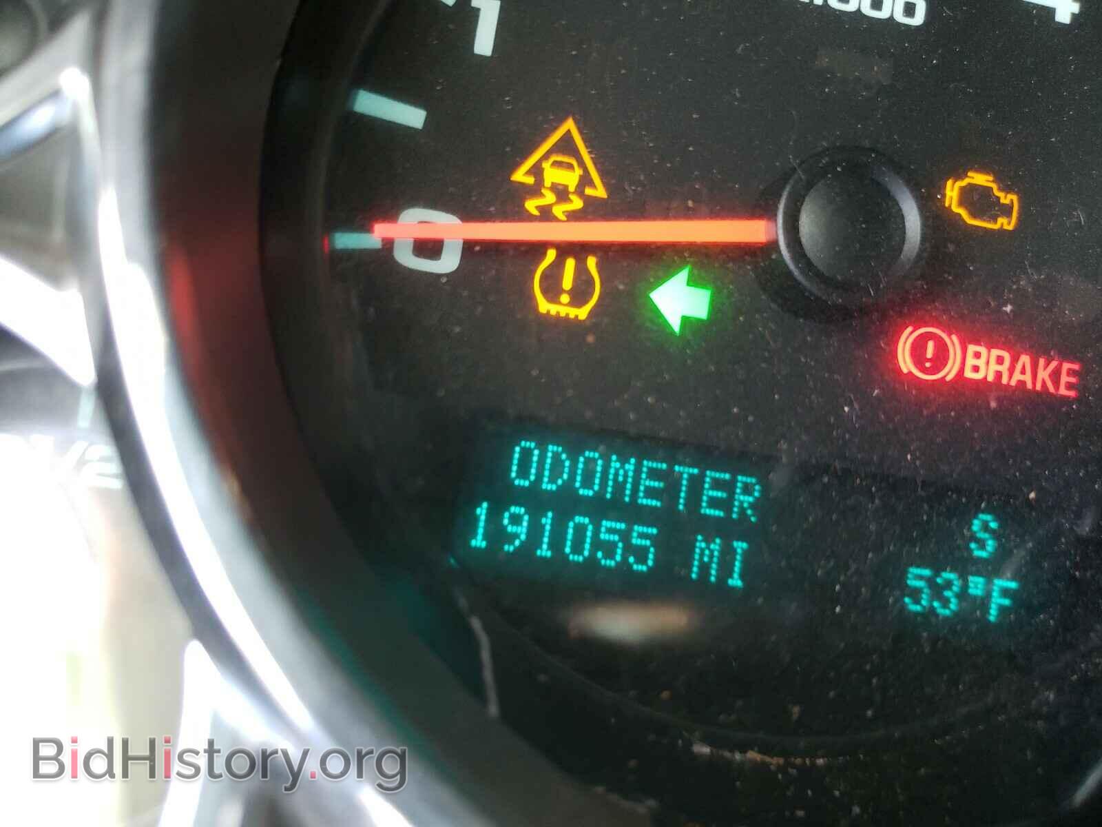 2011 GMC SIERRA - VIN: 1GTR2VE33BZ420366 - Фото 8