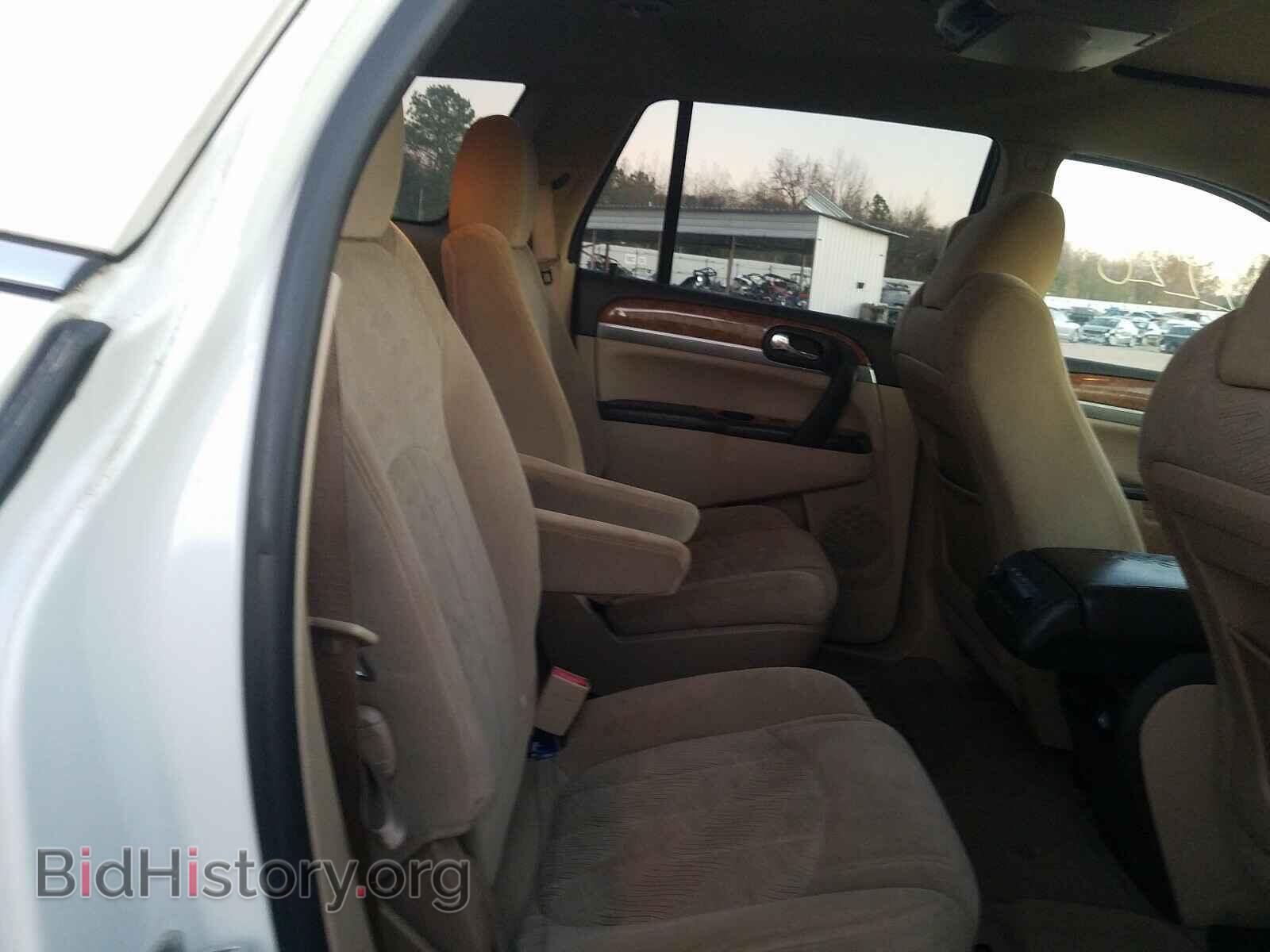 2011 BUICK ENCLAVE - VIN: 5GAKRAED9BJ165639 - Фото 6
