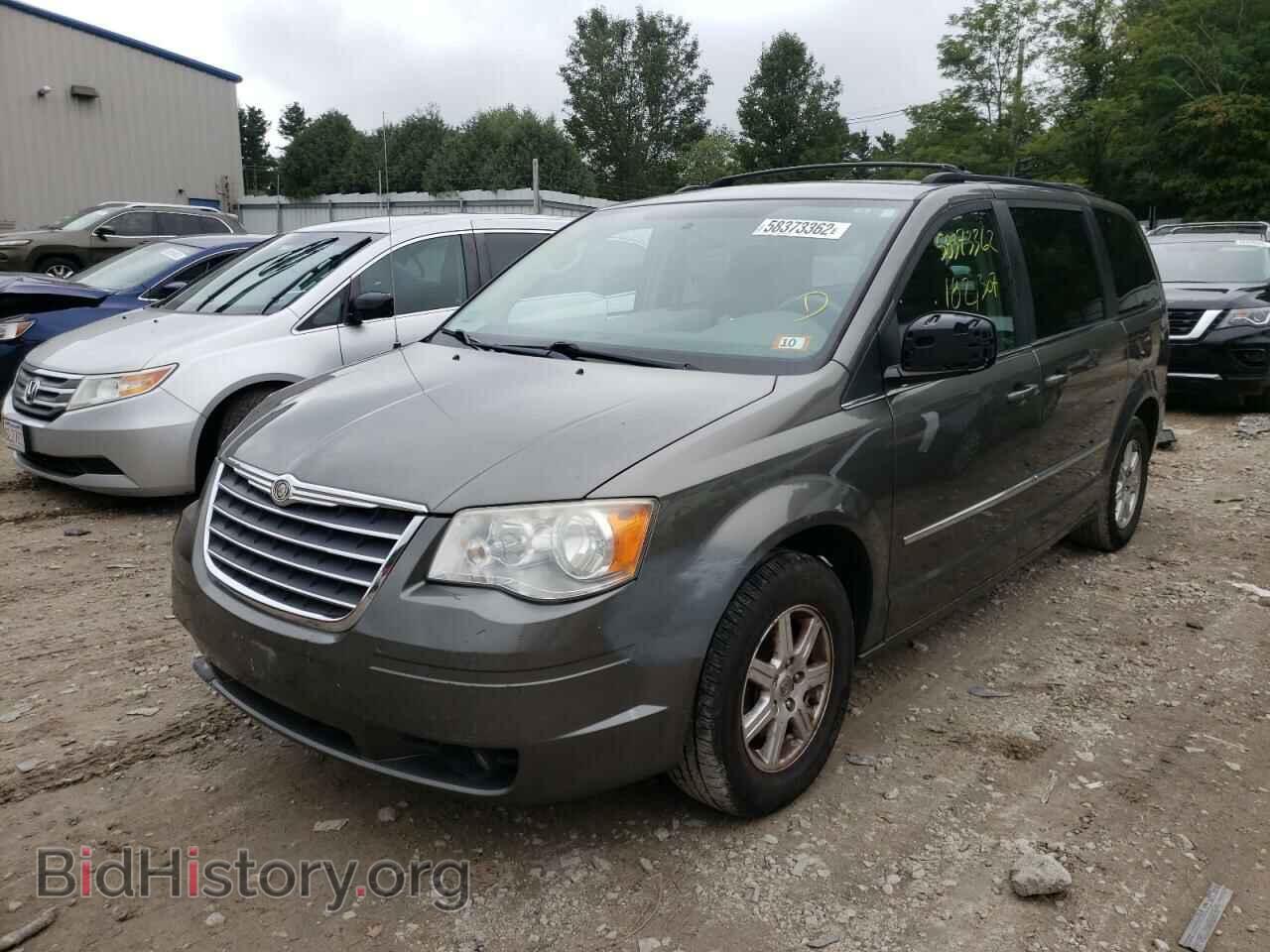 2010 CHRYSLER MINIVAN - VIN: 2A4RR5D19AR391406 - Photo 2