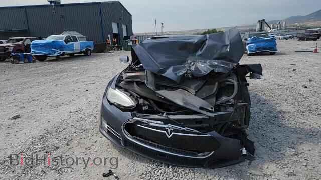 2016 TESLA MODEL S - VIN: 5YJSA1E42GF129604 - Photo 13