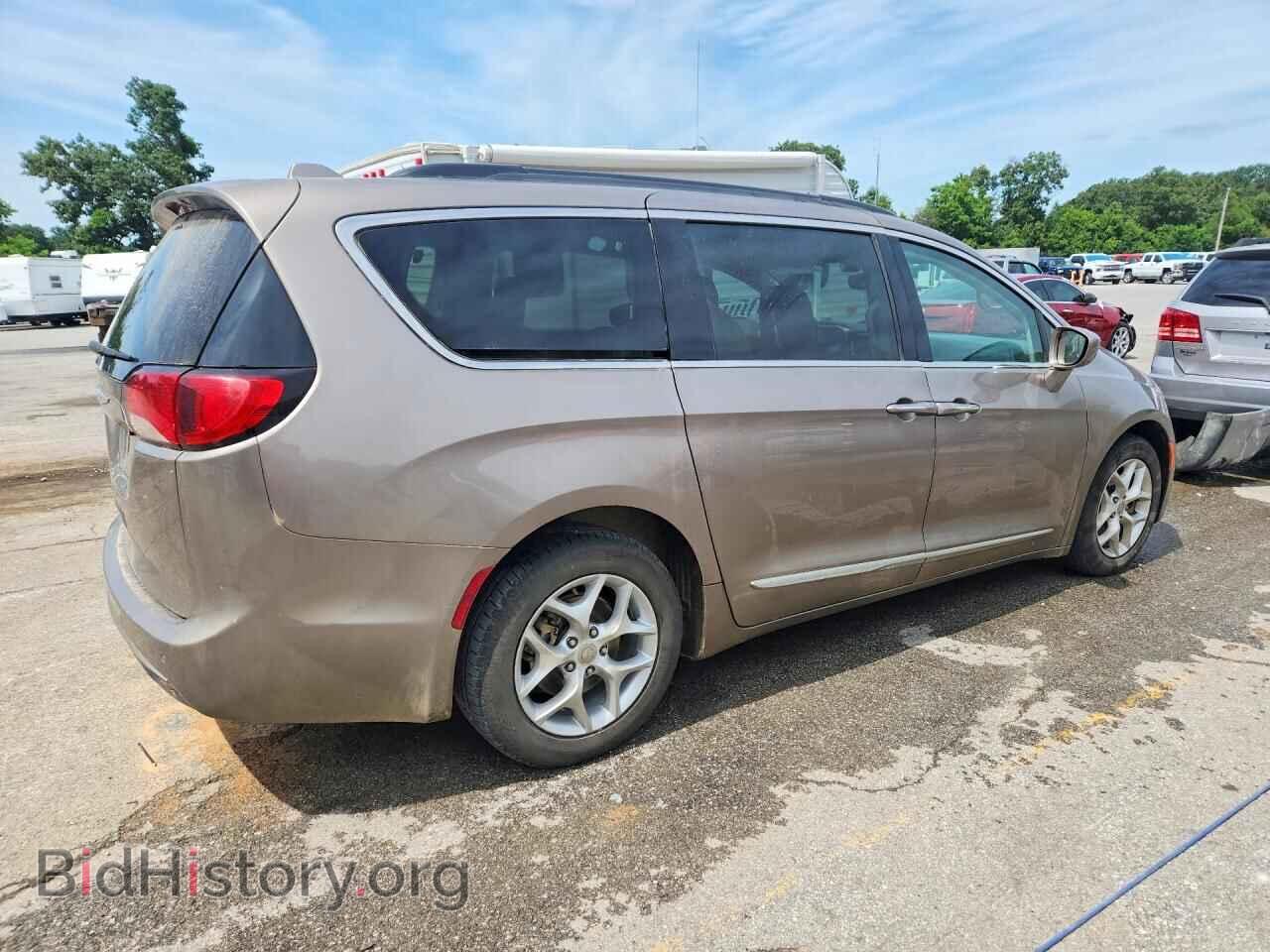 2017 CHRYSLER PACIFICA - VIN: 2C4RC1BG3HR552981 - Фото 3