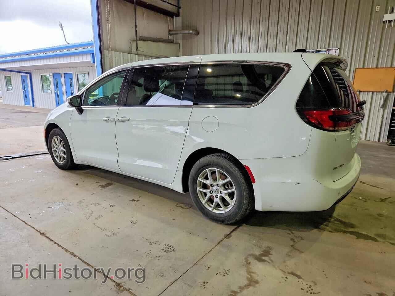 2023 CHRYSLER PACIFICA - VIN: 2C4RC1BG4PR580741 - Photo 2