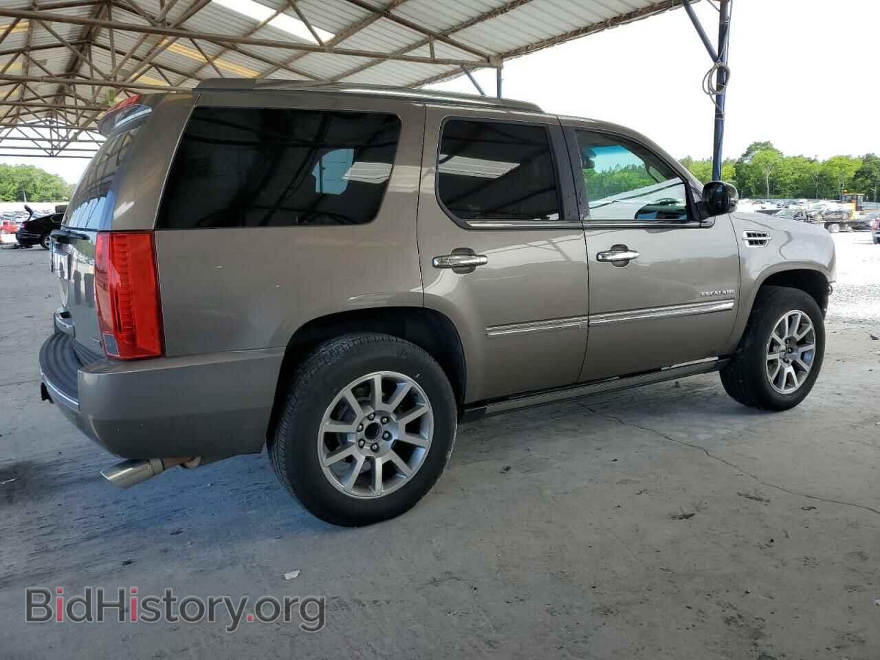2011 CADILLAC ESCALADE - VIN: 1GYS3CEF8BR202933 - Photo 3
