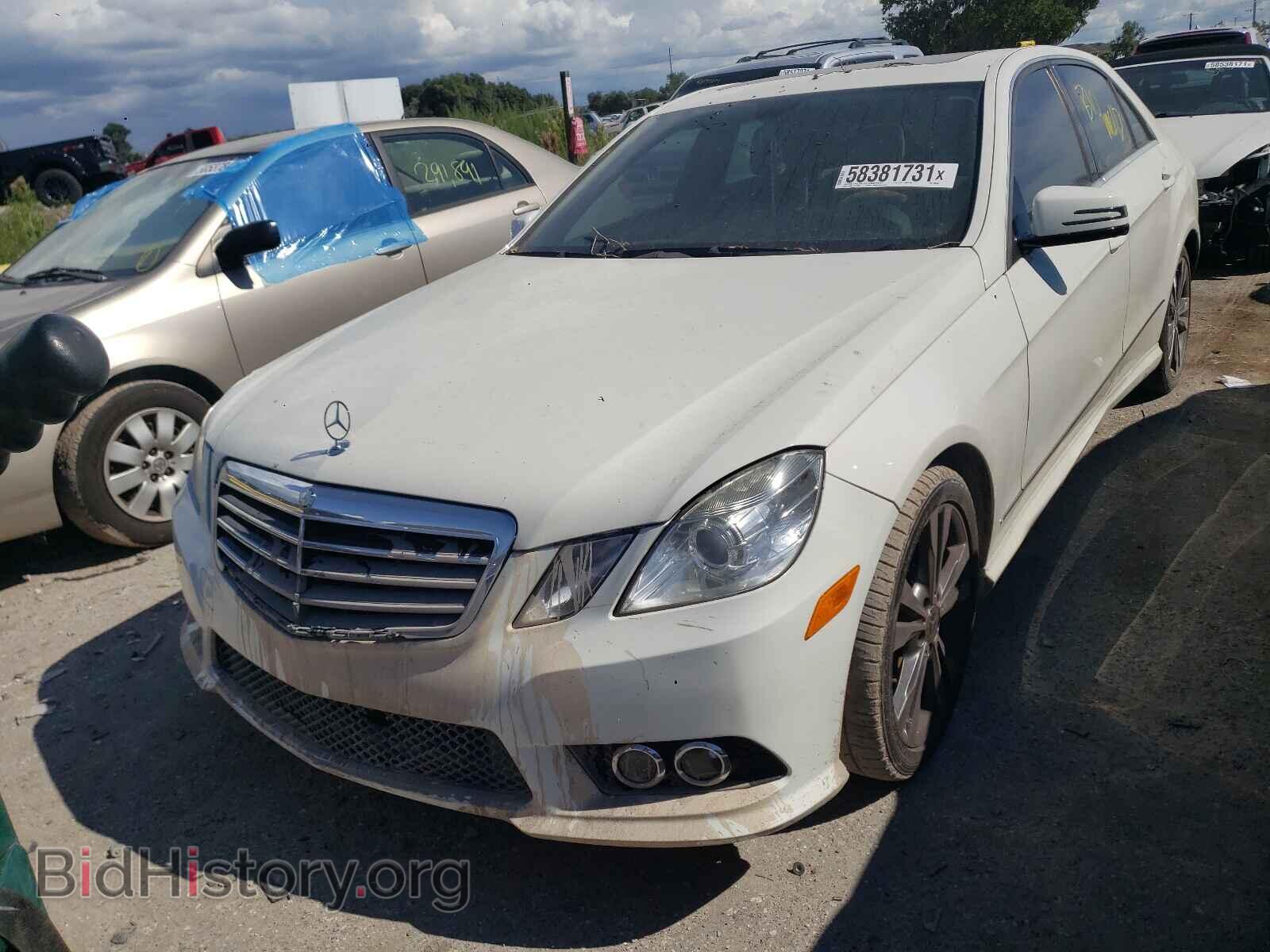 2010 MERCEDES-BENZ E-CLASS - VIN: WDDHF5GB0AA052302 - Фото 2