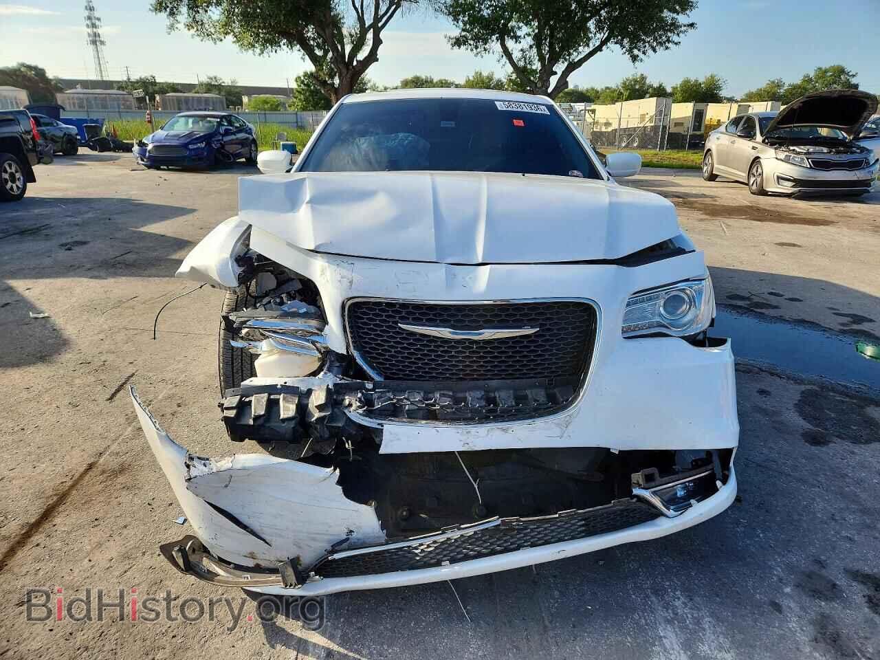 2017 CHRYSLER 300 - VIN: 2C3CCAAG3HH552688 - Фото 5