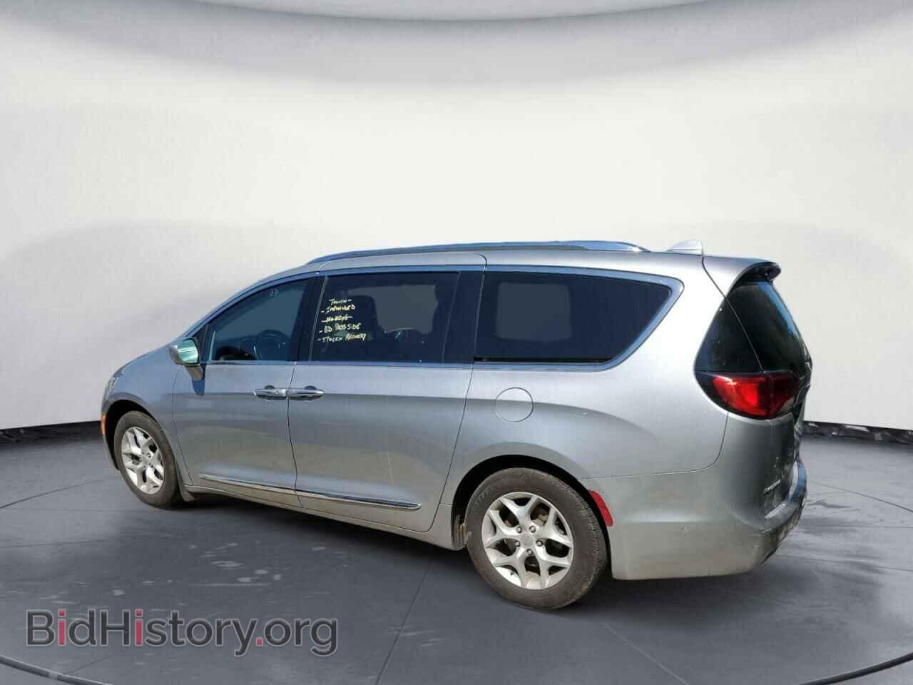 2017 CHRYSLER PACIFICA - VIN: 2C4RC1EG9HR634810 - Photo 2