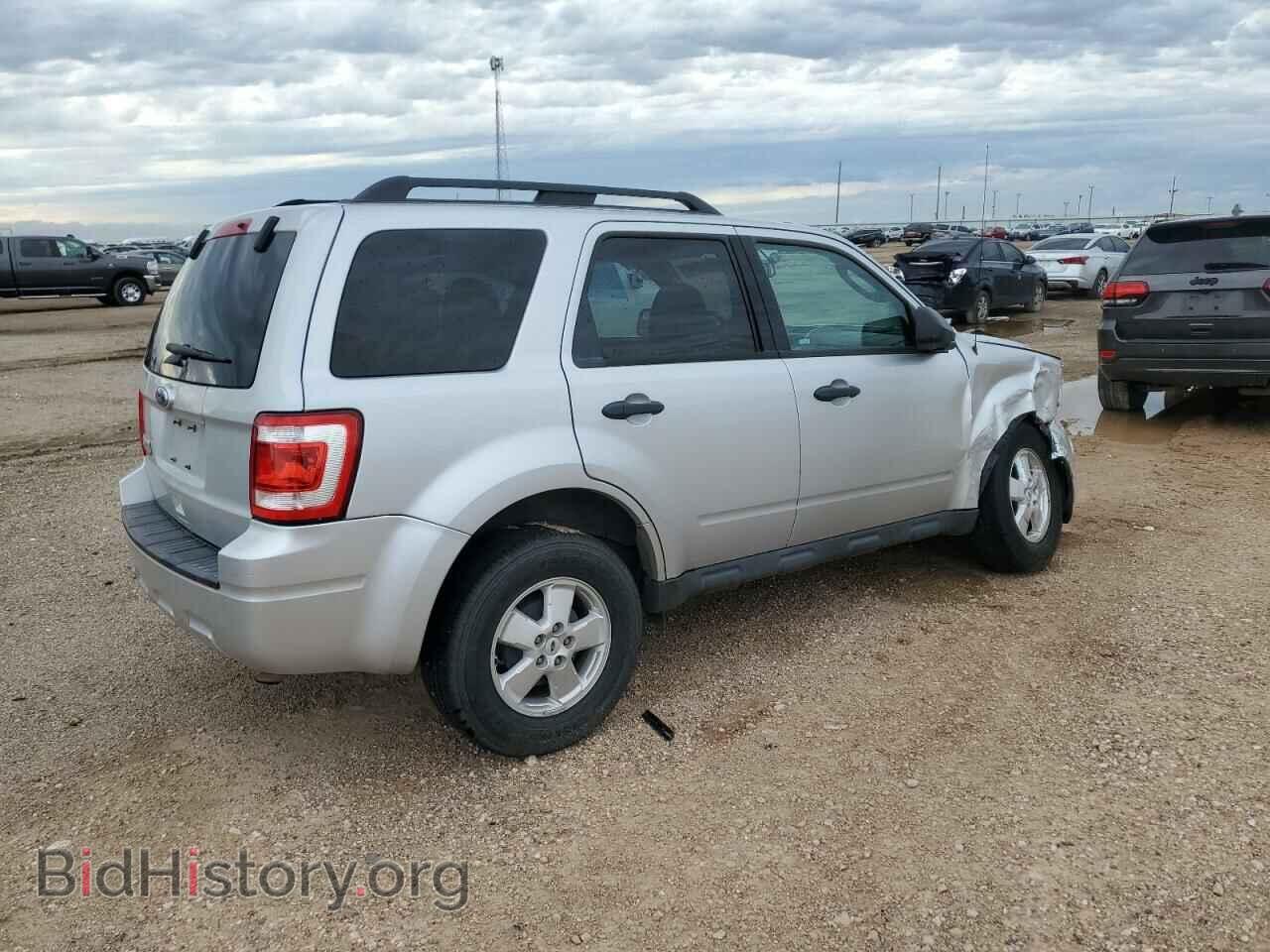 2011 FORD ESCAPE - VIN: 1FMCU9D73BKC38635 - Фото 3