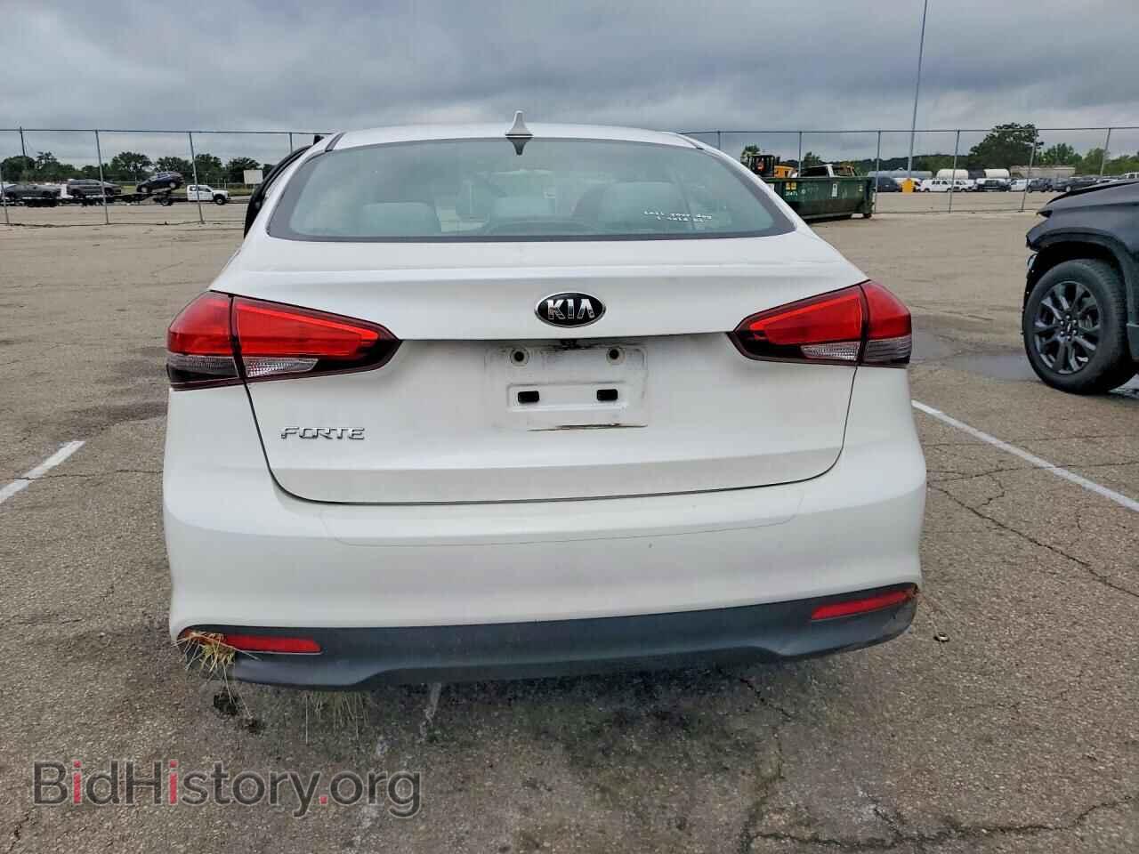 2017 KIA FORTE - VIN: 3KPFL4A76HE121848 - Фото 6