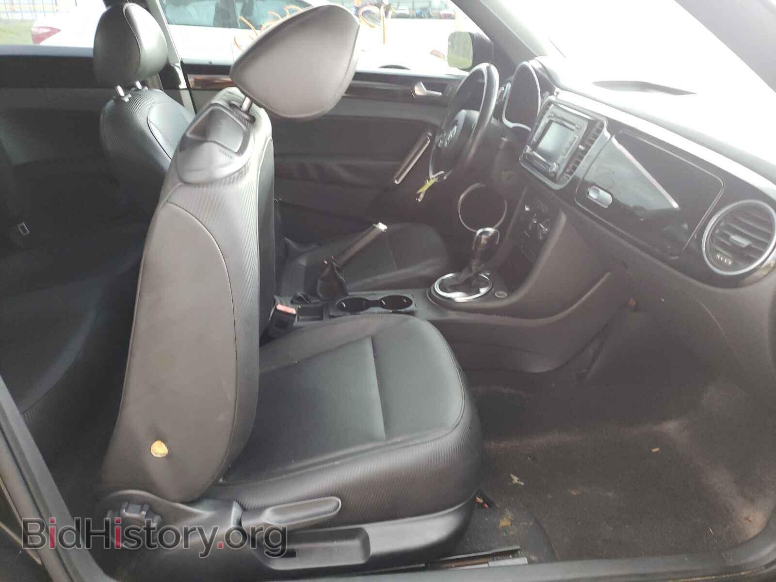 2013 VOLKSWAGEN BEETLE - VIN: 3VWJP7AT9DM659115 - Фото 5