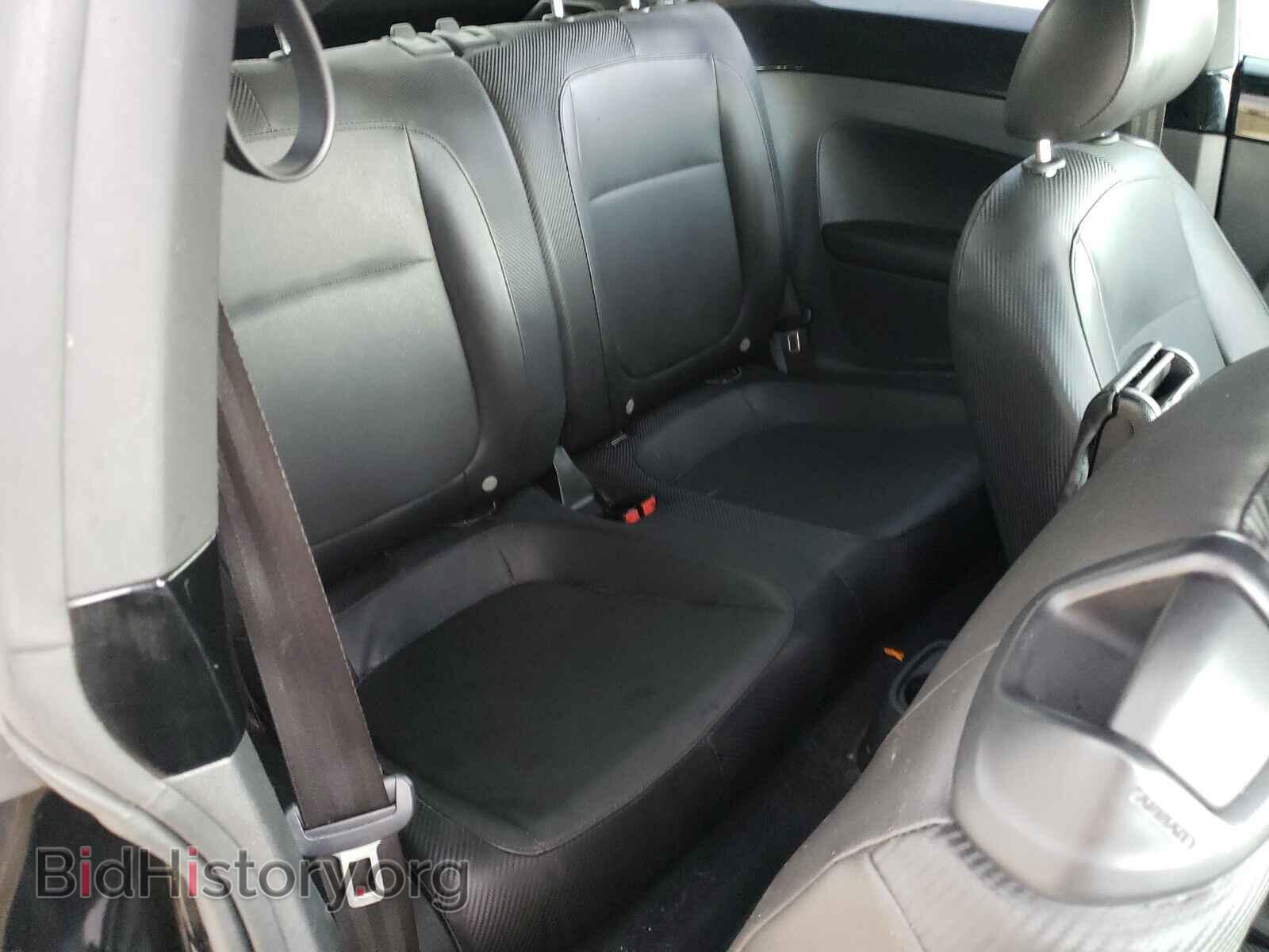 2013 VOLKSWAGEN BEETLE - VIN: 3VWJP7AT9DM659115 - Фото 6