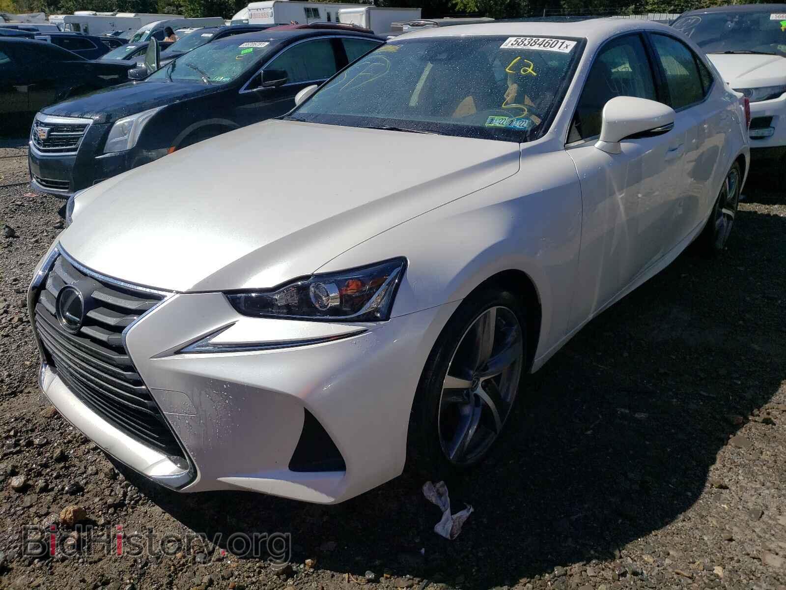 2018 LEXUS IS - VIN: JTHC81D22J5028215 - Фото 2