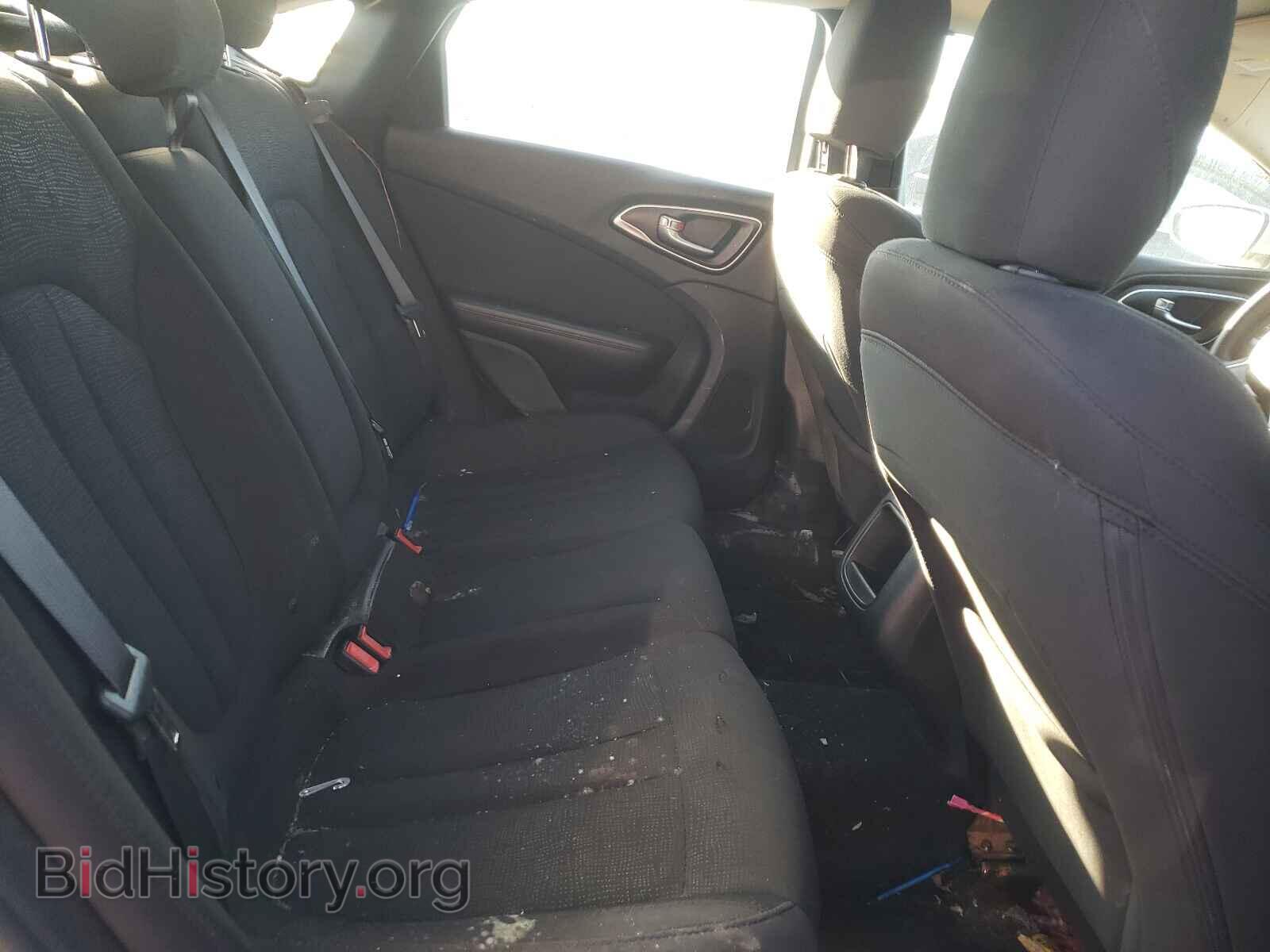 2015 CHRYSLER 200 - VIN: 1C3CCCABXFN693813 - Фото 6