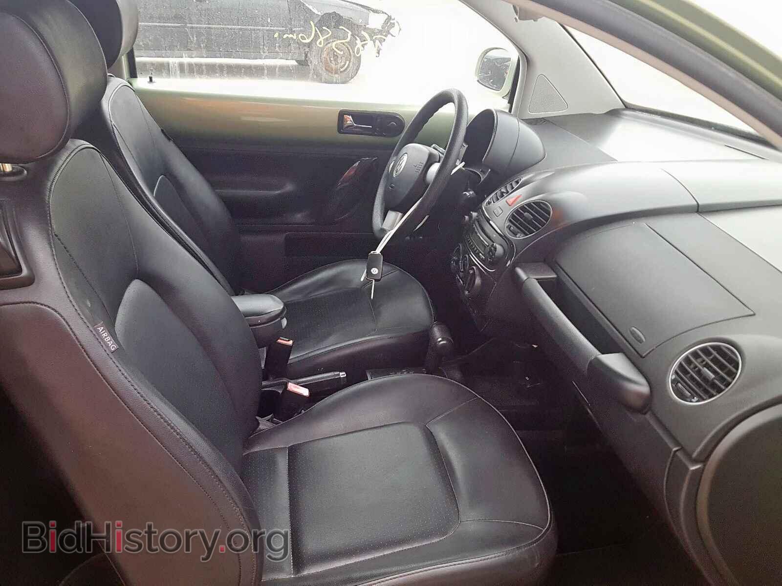 2008 VOLKSWAGEN BEETLE - VIN: 3VWPW31C08M516632 - Фото 5