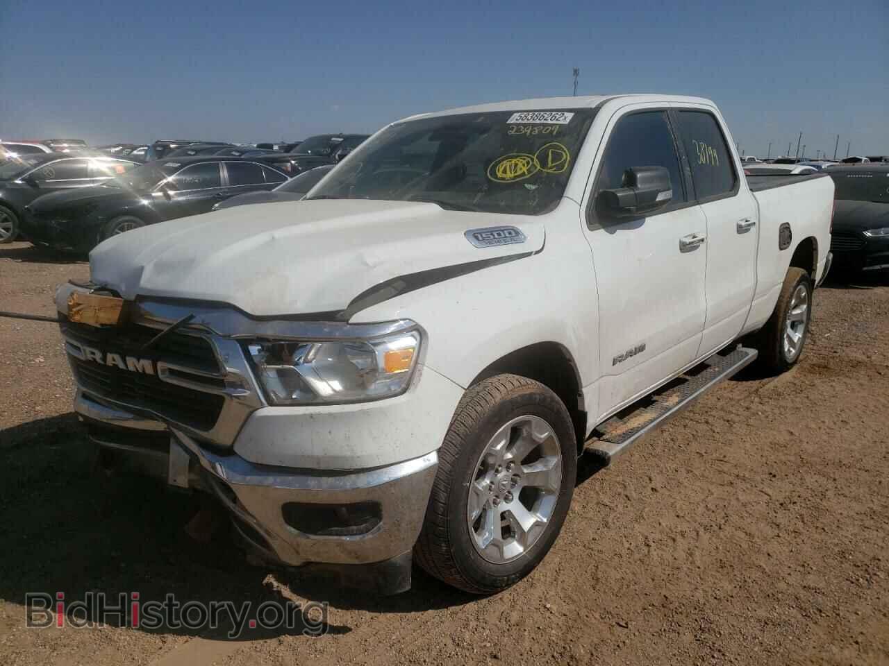 2020 RAM 1500 - VIN: 1C6SRFBT5LN239809 - Фото 2
