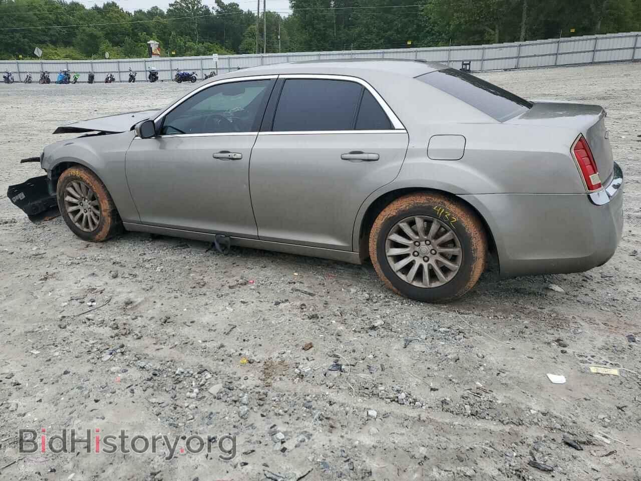 2014 CHRYSLER 300 - VIN: 2C3CCAAG0EH340228 - Фото 2