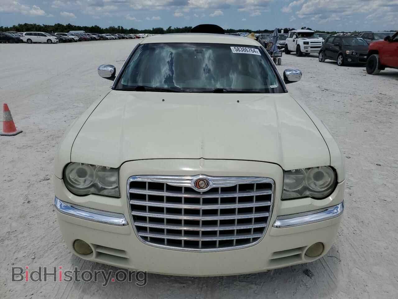 2009 CHRYSLER 300 - VIN: 2C3KA63T39H580744 - Фото 5