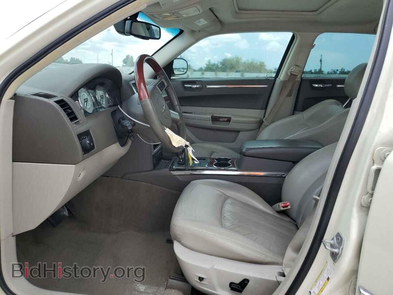 2009 CHRYSLER 300 - VIN: 2C3KA63T39H580744 - Фото 7