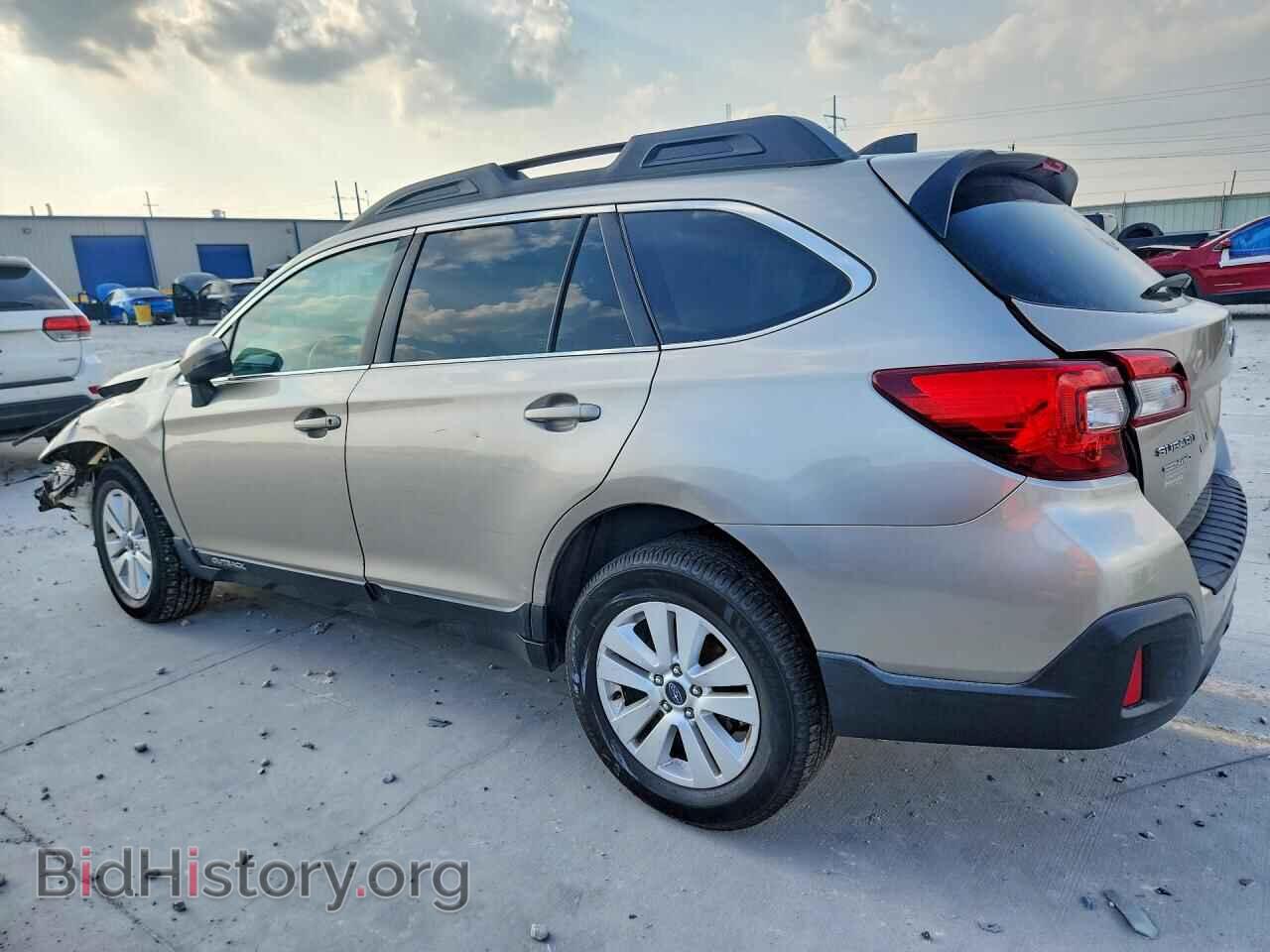 2019 SUBARU OUTBACK - VIN: 4S4BSAFC7K3246809 - Фото 2