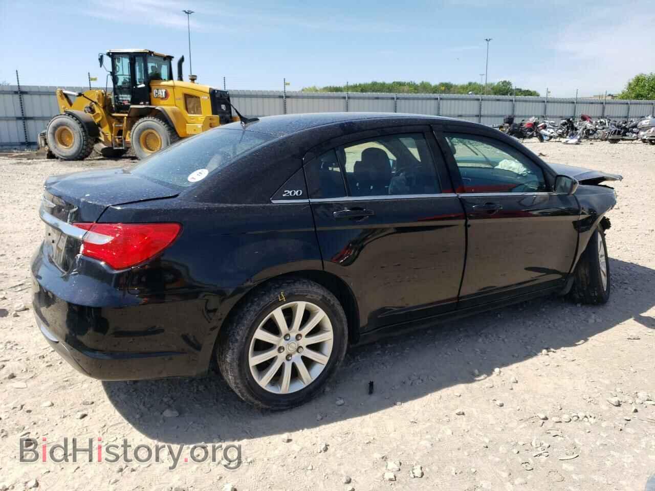 2013 CHRYSLER 200 - VIN: 1C3CCBBB8DN612555 - Photo 3