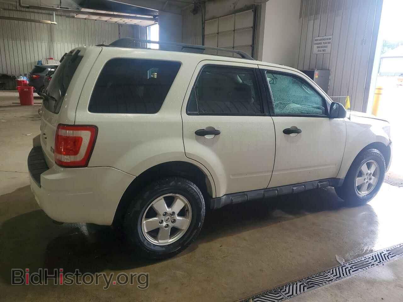 2012 FORD ESCAPE - VIN: 1FMCU9DG9CKB68964 - Фото 3