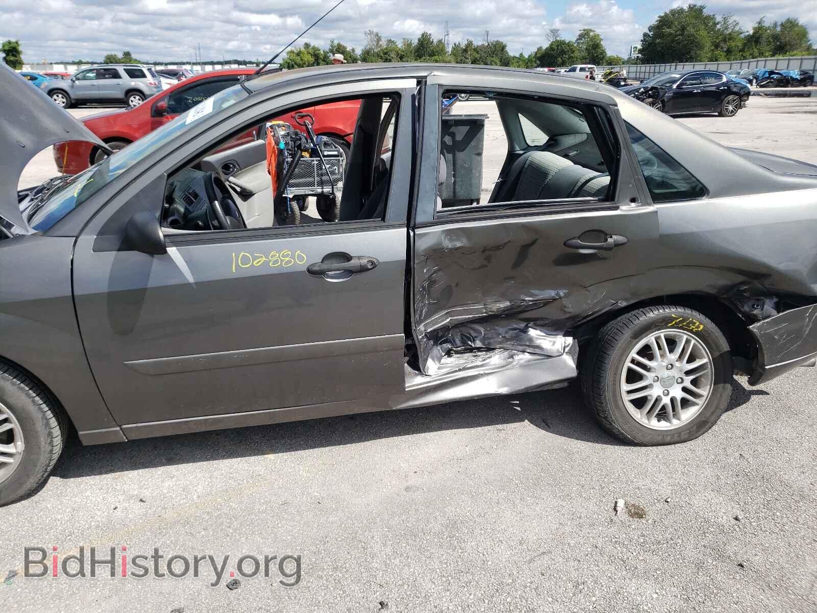 2006 FORD FOCUS - VIN: 1FAFP34N76W169294 - Фото 10