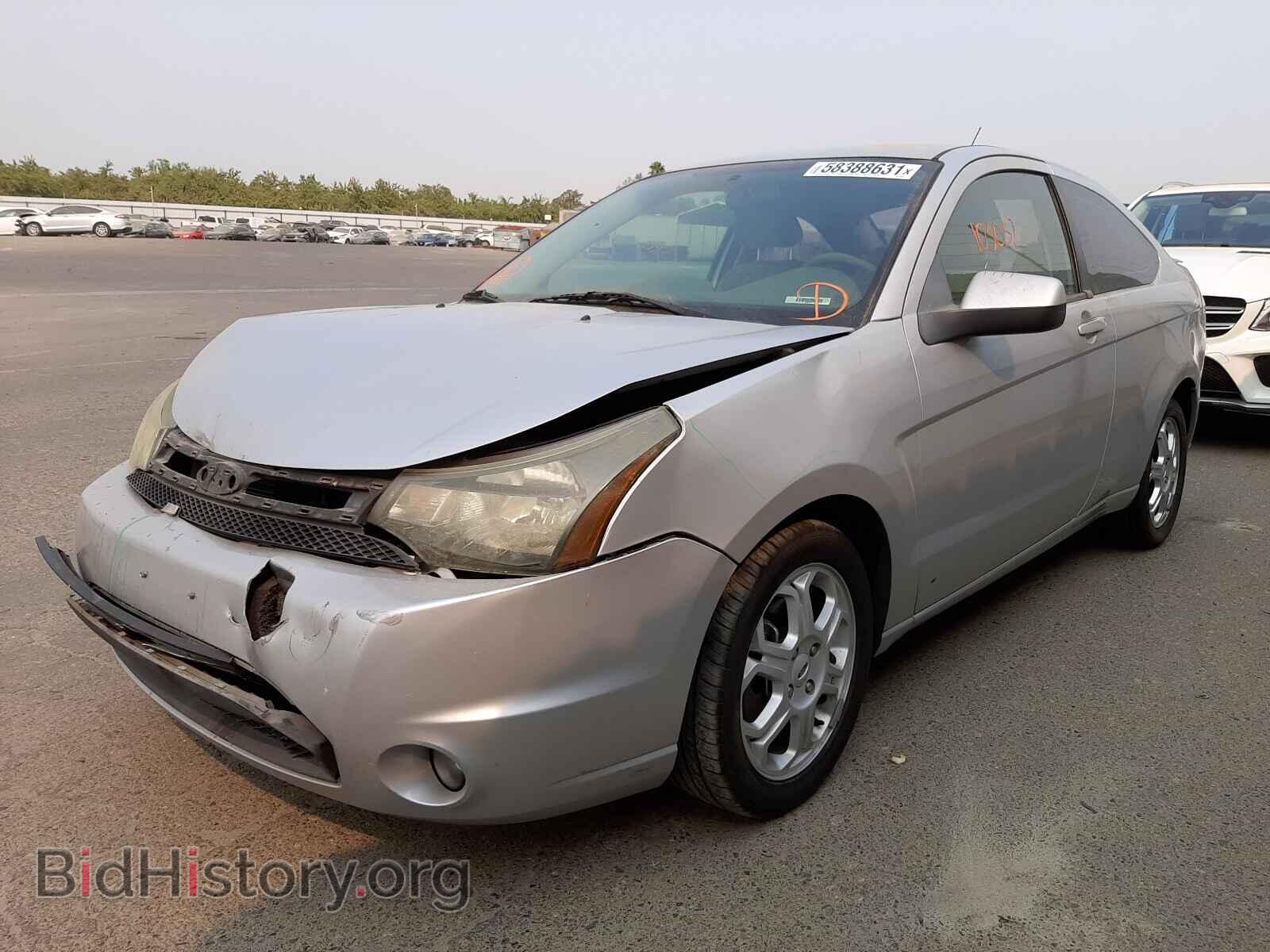 2009 FORD FOCUS - VIN: 1FAHP32N49W162836 - Фото 2
