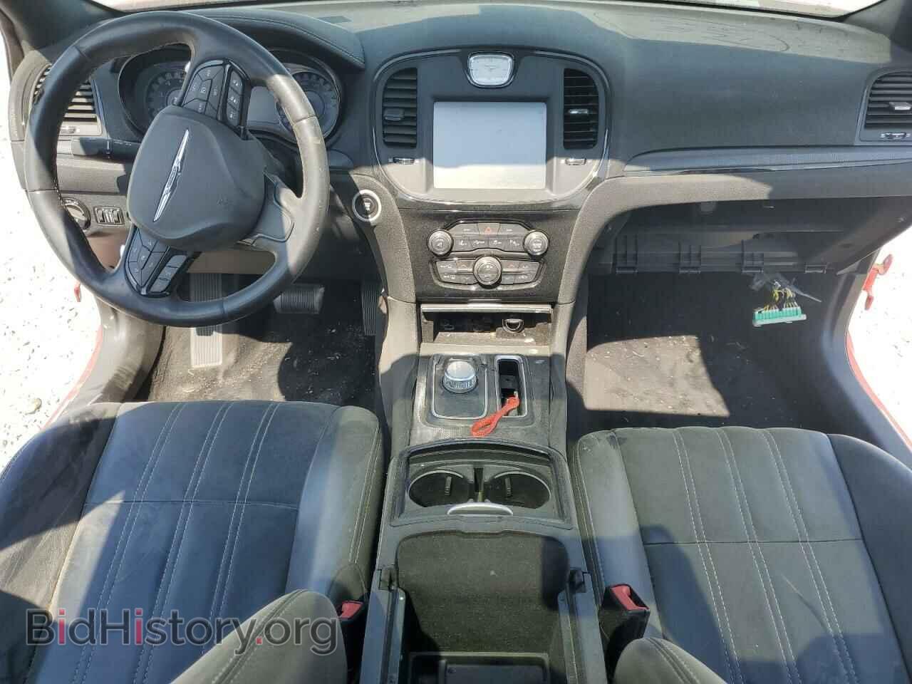 2015 CHRYSLER 300 - VIN: 2C3CCABT1FH867983 - Фото 8