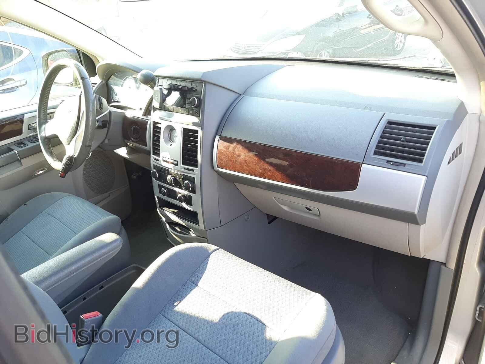 2010 CHRYSLER MINIVAN - VIN: 2A4RR5D18AR491822 - Фото 9