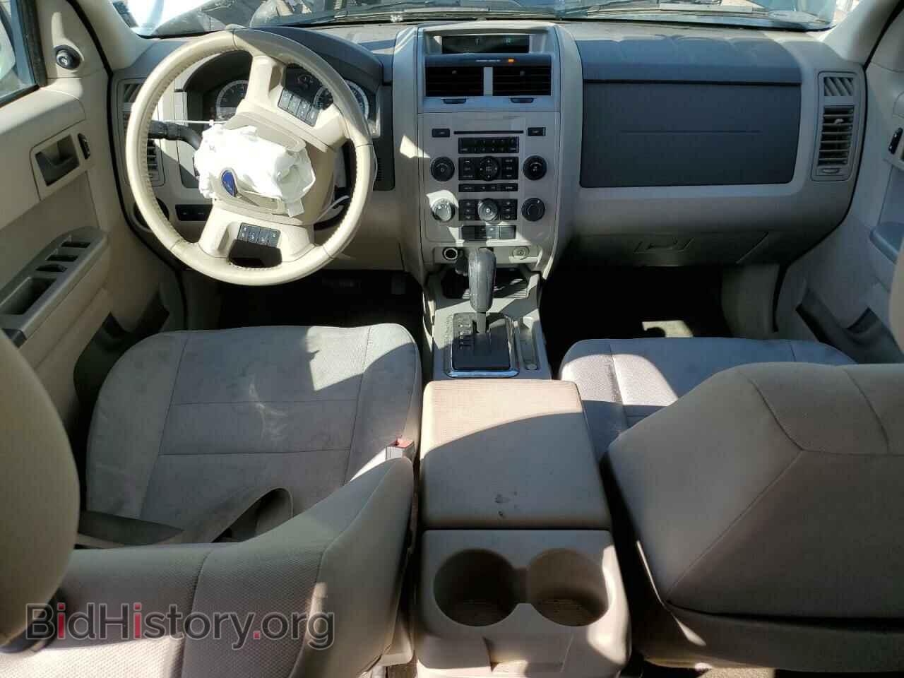 2011 FORD ESCAPE - VIN: 1FMCU0D7XBKC25876 - Фото 8