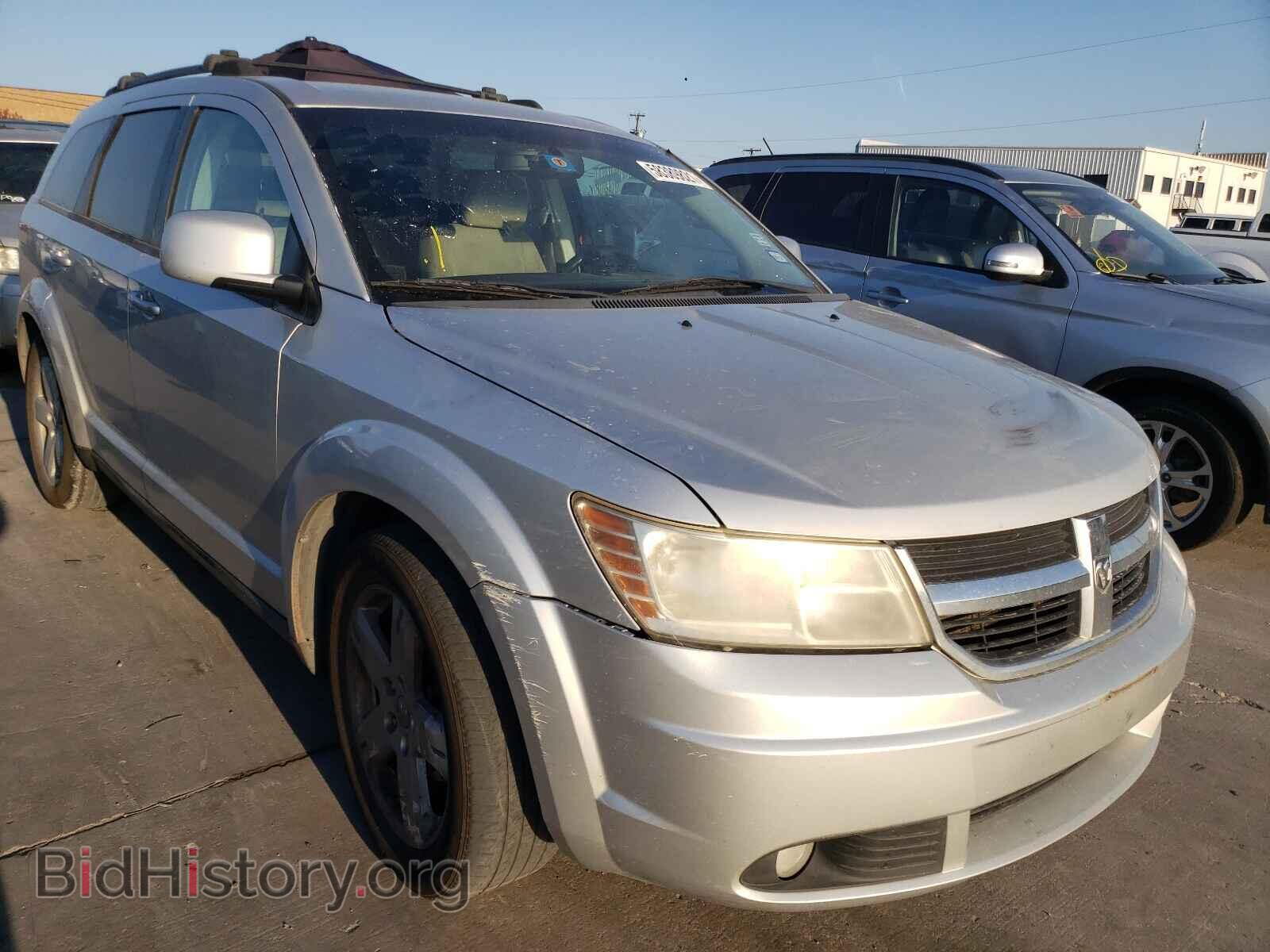 Фотография 3D4PG5FV4AT200980 - DODGE JOURNEY 2010