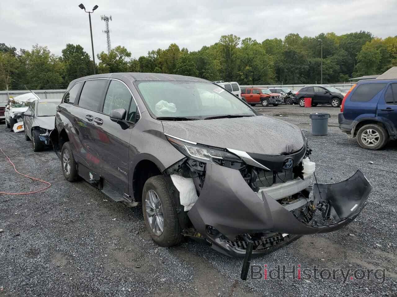 Фотография 5TDKRKEC4NS099035 - TOYOTA SIENNA 2022