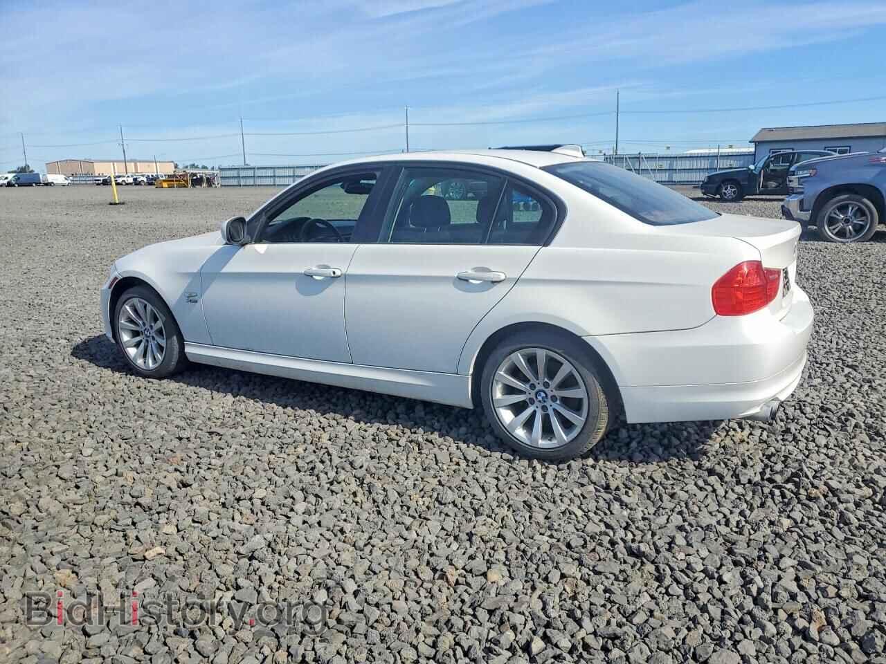 2011 BMW 3 SERIES - VIN: WBAPK5G59BNN24385 - Фото 2