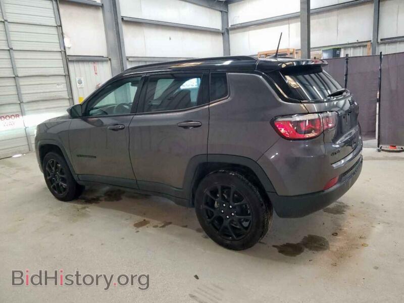 2024 Jeep COMPASS (VIN 3C4NJDBN2RT600277) — фото 2 из 13