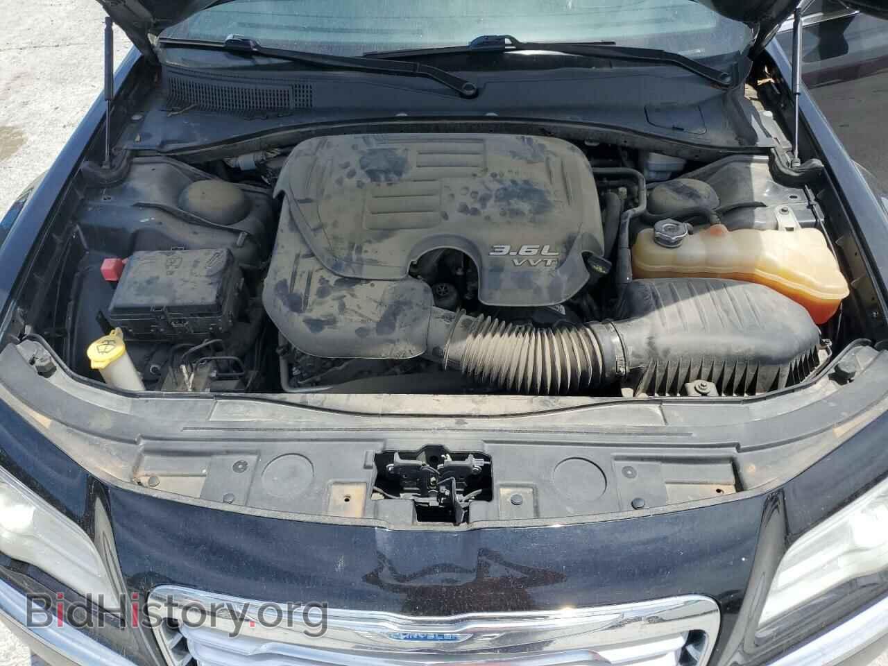 2014 CHRYSLER 300 - VIN: 2C3CCAAG2EH260199 - Фото 11