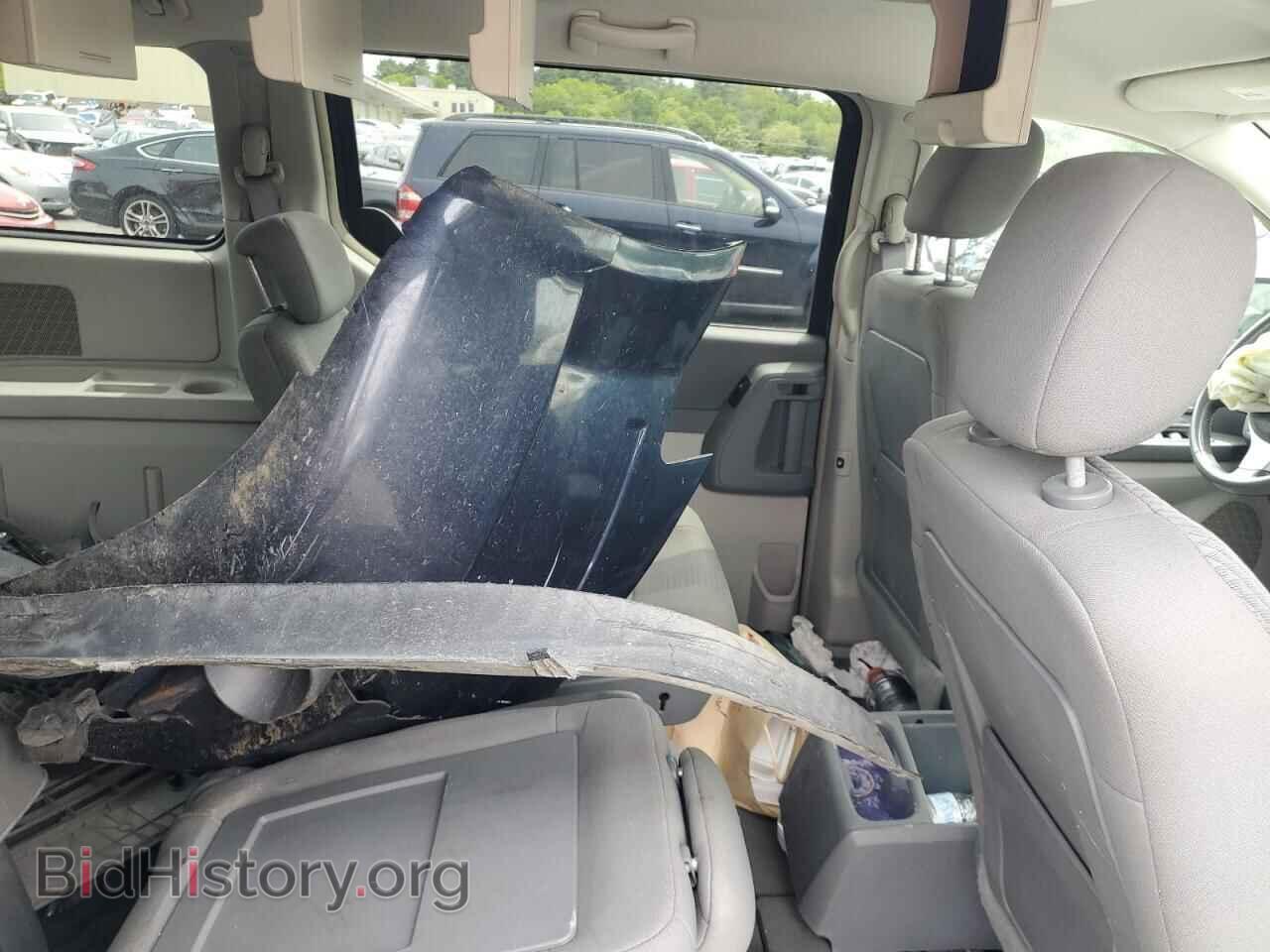 2008 CHRYSLER MINIVAN - VIN: 2A8HR54P28R657485 - Фото 11