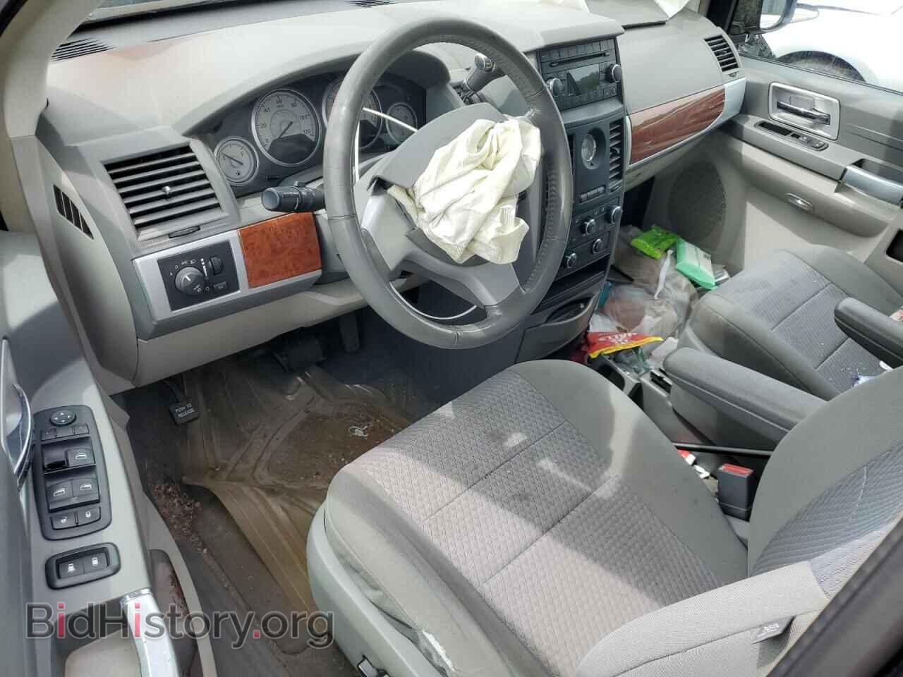 2008 CHRYSLER MINIVAN - VIN: 2A8HR54P28R657485 - Фото 8
