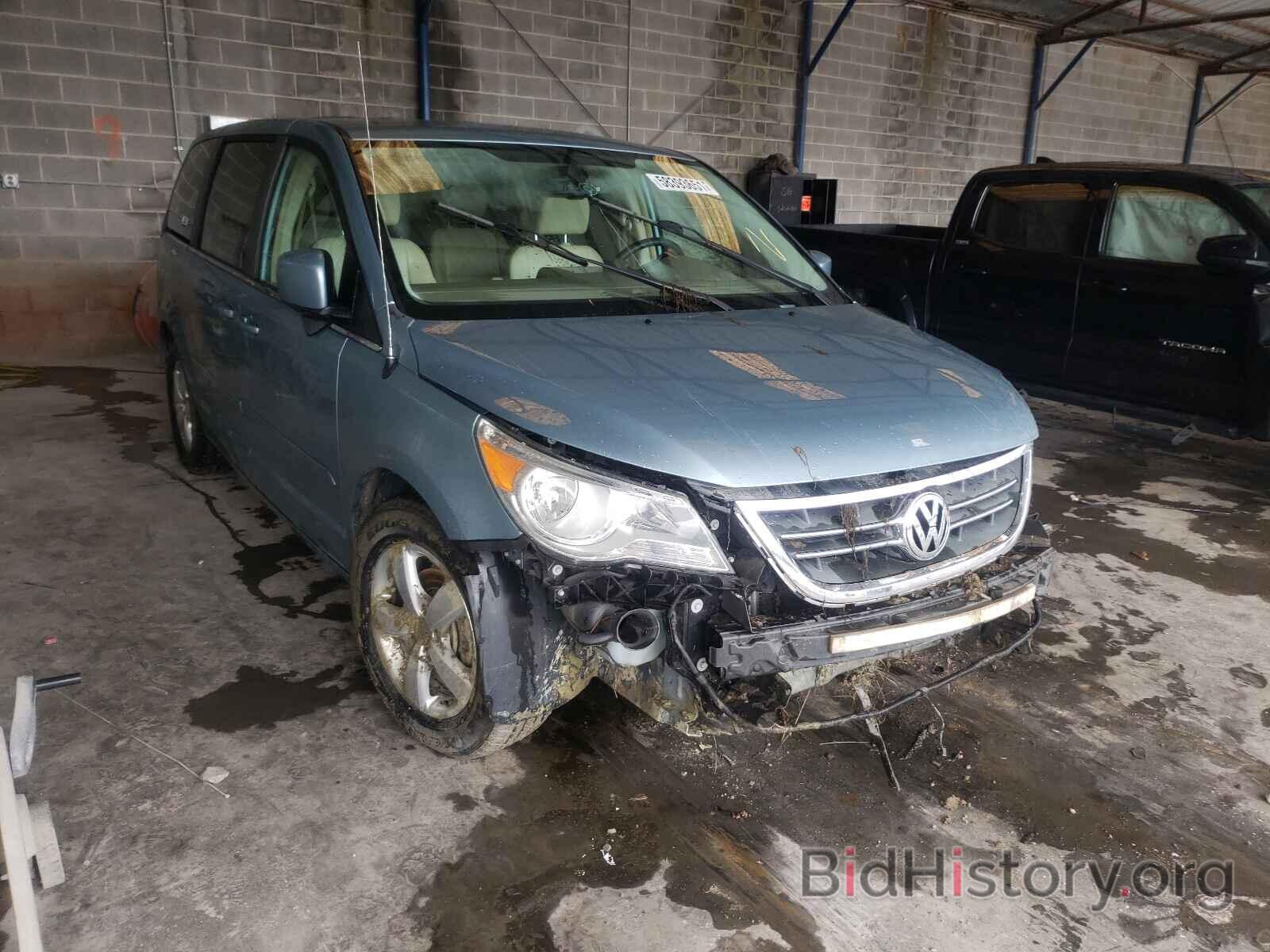 Photo 2V4RW3D10AR316201 - VOLKSWAGEN ROUTAN 2010