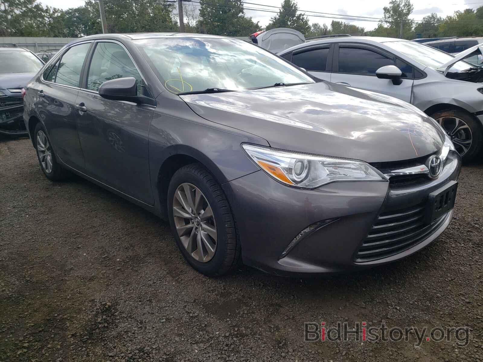 Photo 4T4BF1FK3FR469933 - TOYOTA CAMRY 2015